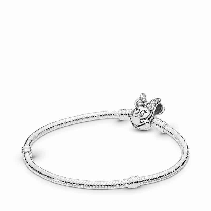 Pandora Disney, Shimmering Minnie Portrait Bracelet Silver Egypt OH6394720